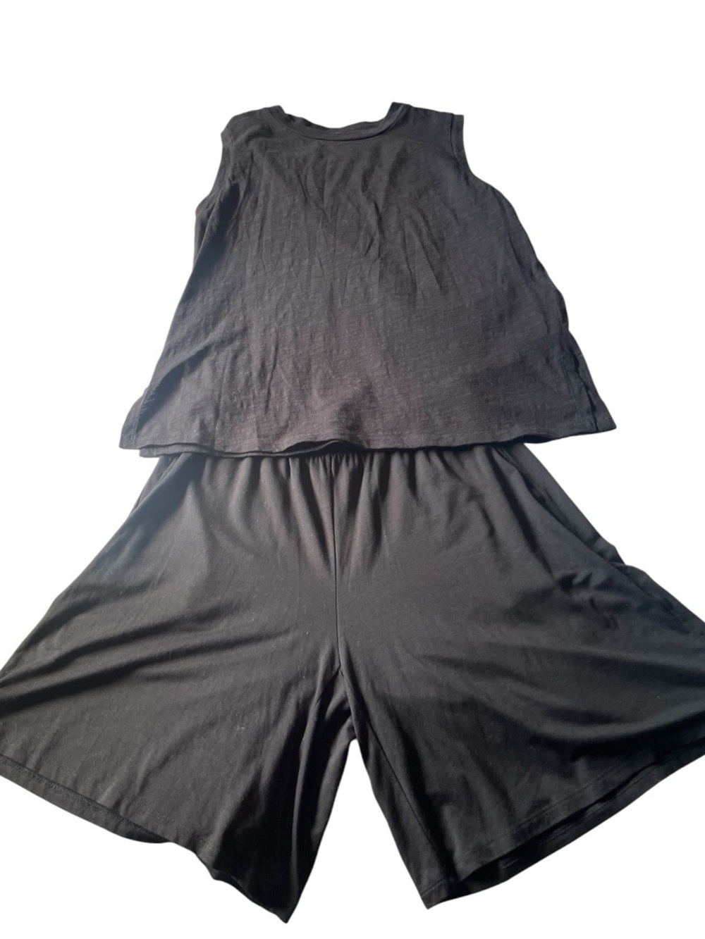 Eileen Fisher Shorts & Black Sleeveless Tank Top Size XS